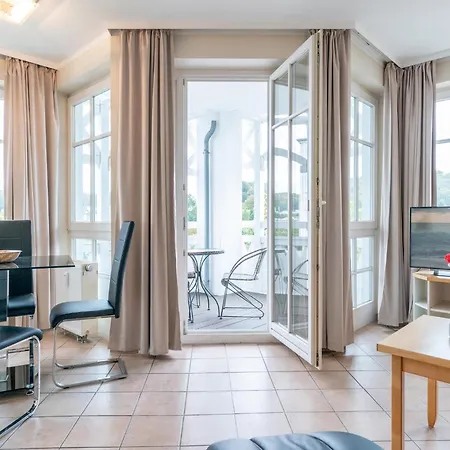 Perfekt Fuer Familien - Grosse Mit Balkon In Sellin (Rugen)